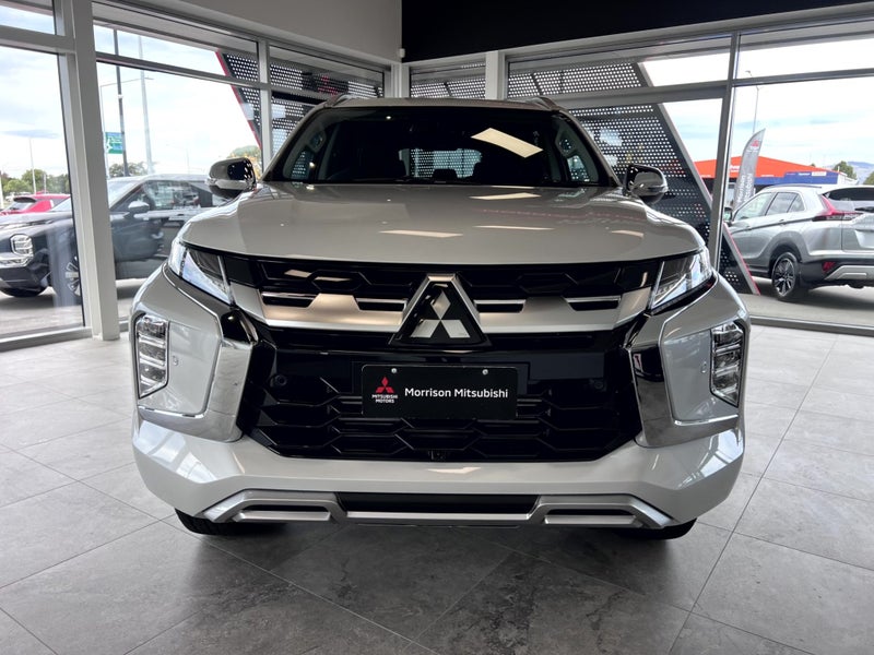 2026 Mitsubishi Pajero Sport 2.4D VRX 4WD 8AT image 2