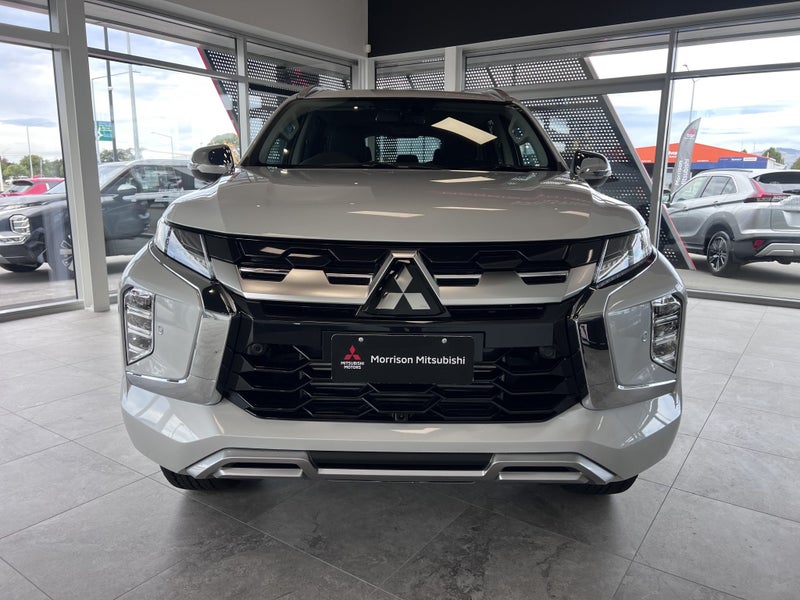 2026 Mitsubishi Pajero Sport 2.4D VRX 4WD 8AT image 2