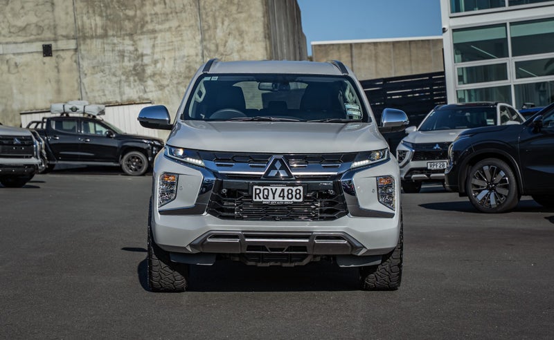 2026 Mitsubishi Pajero Sport Vrx 2.4D/4Wd/8At image 3