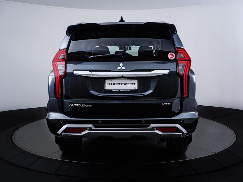2026 Mitsubishi Pajero SPORT VRX 4WD 7 SEATER image 4