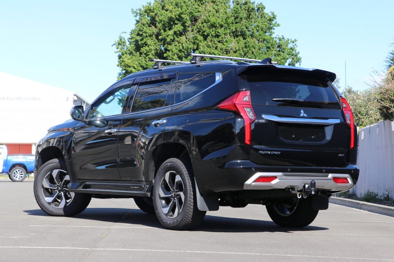 2026 Mitsubishi Pajero Sport VRX 4WD image 2