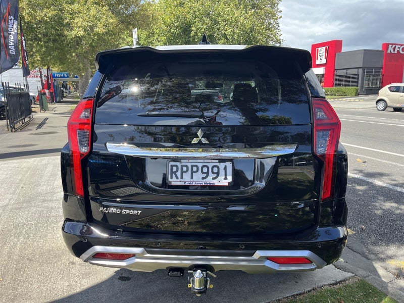 2026 Mitsubishi Pajero Sport VRX image 5