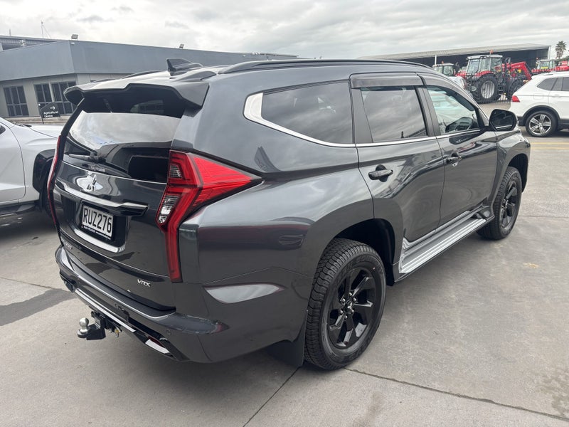 2026 Mitsubishi Pajero Sport VRXB 4WD image 3