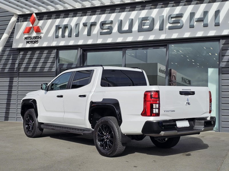 2026 Mitsubishi Triton 4WD VRX AUTO image 2