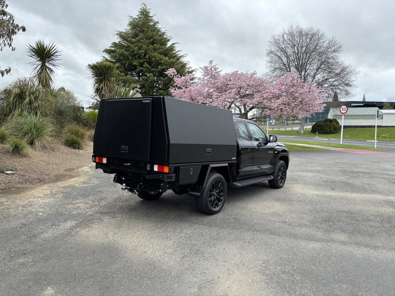 2026 Mitsubishi Triton CC C GLX 4WD 6AT 2.4 4X4... image 4