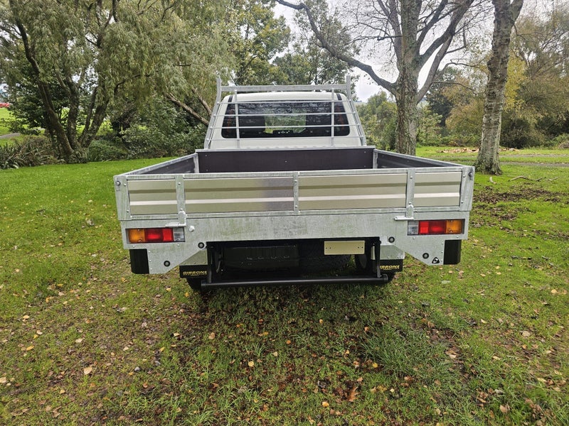 2026 Mitsubishi Triton CC C GLX 4WD 6AT 2.4 image 4