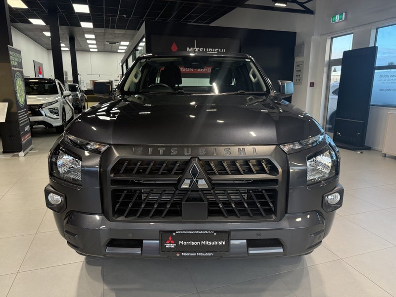2026 Mitsubishi Triton CC CH 2.4D GLX 4WD 6AT image 2