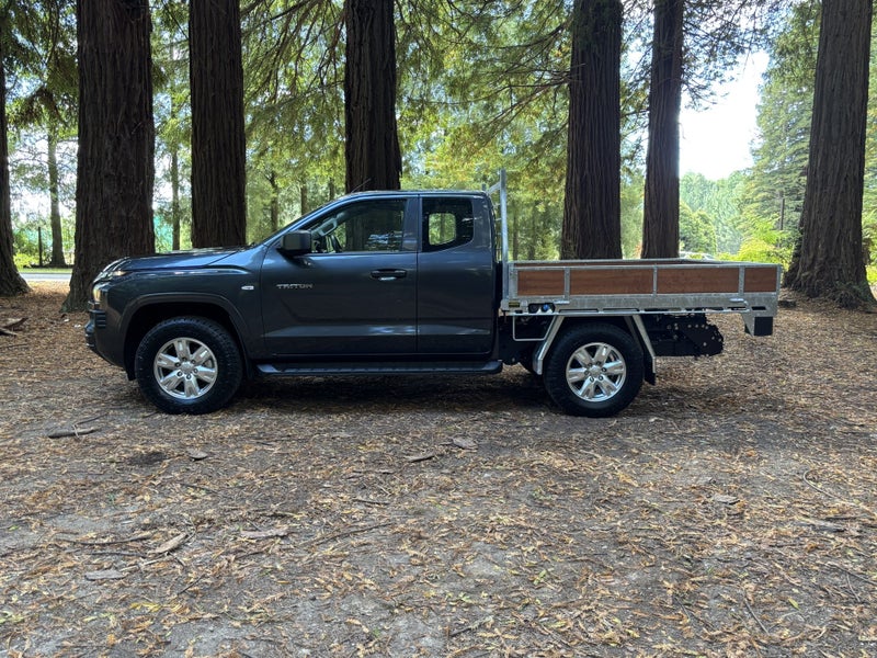 2026 Mitsubishi Triton CC GLX 4WD image 4