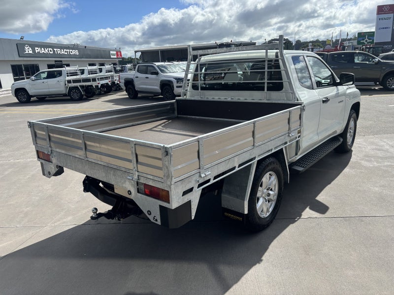 2026 Mitsubishi Triton CC GLX 4WD F/D image 3