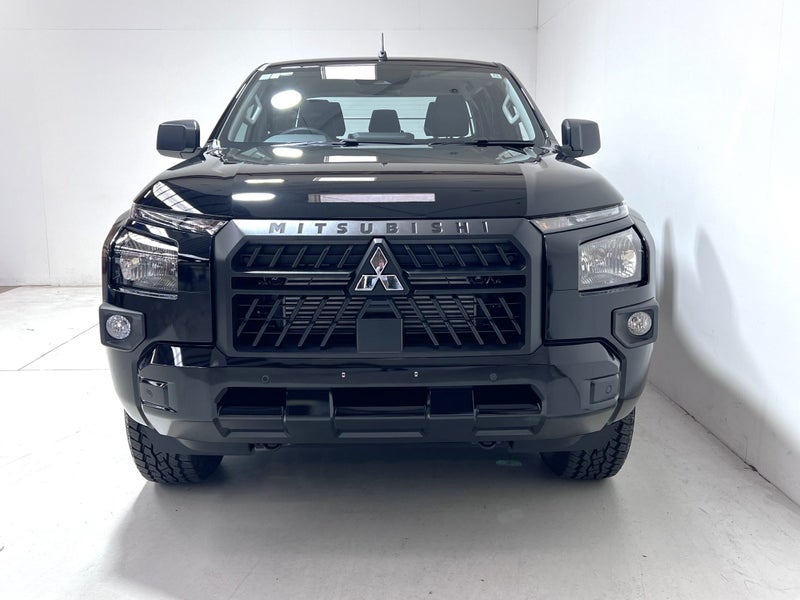 2026 Mitsubishi Triton Dble Cab GLX 4WD 6AT 2.4DT image 2