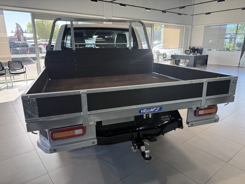 2026 Mitsubishi Triton DC CH 2.4D GLX 4WD 6AT image 4