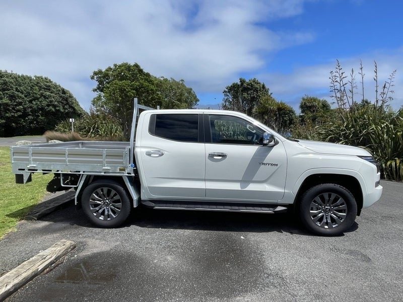 2026 Mitsubishi Triton DC CH 2.4D GLXR 2WD 6AT image 5