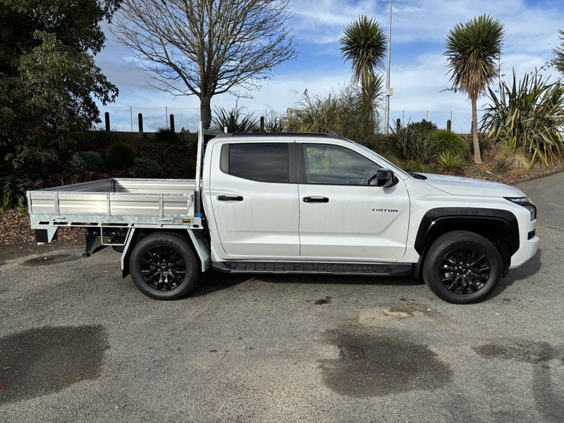 2026 Mitsubishi Triton DC CHASSIS VRX 4WD 6AT 2... image 3