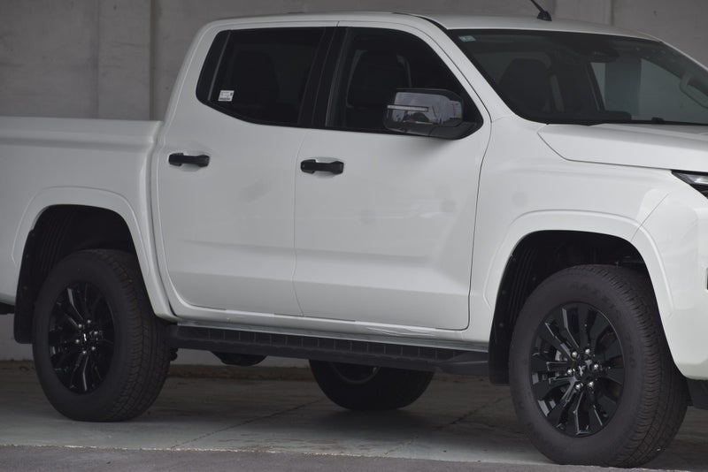 2026 Mitsubishi Triton Dc GlX-R 4WD 6At image 5