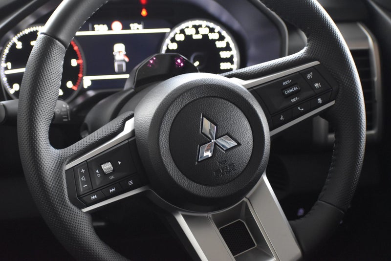 2026 Mitsubishi Triton Dc GLX-R 4WD 6At image 5