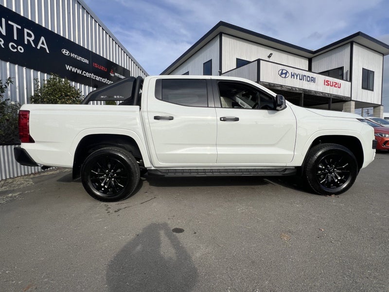 2026 Mitsubishi Triton DC GLX SPORT 4WD image 3