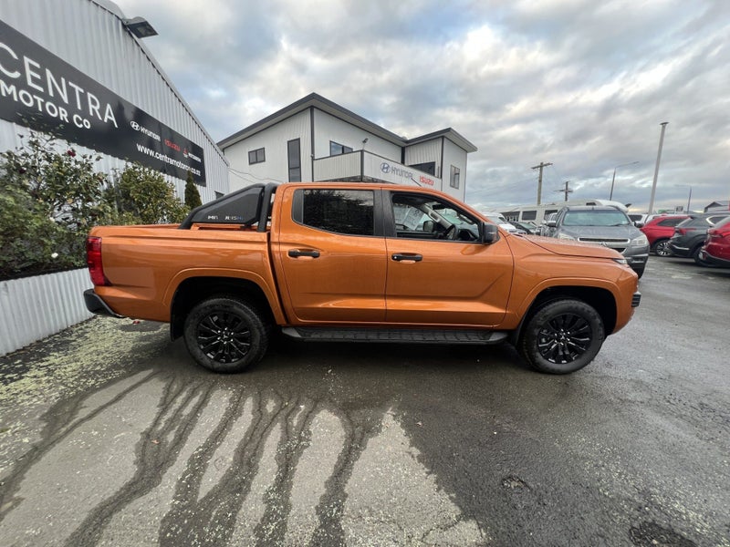 2026 Mitsubishi Triton DC GLX SPORT 4WD 6A image 5