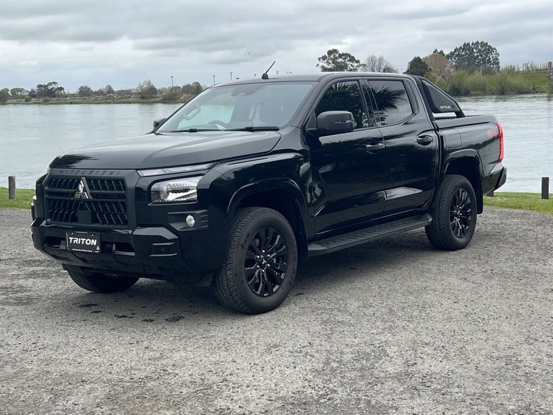 2026 Mitsubishi Triton DC GLX Sport 4WD 6AT image 3
