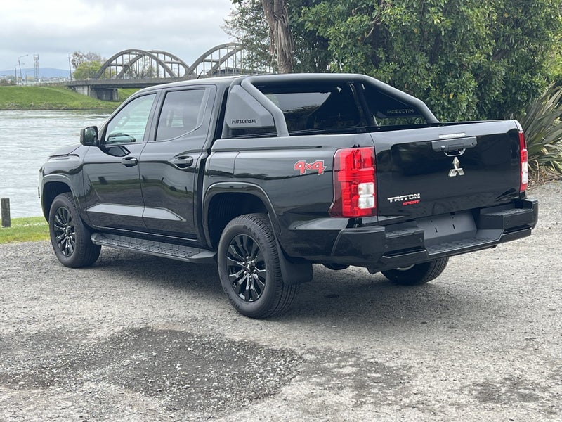2026 Mitsubishi Triton DC GLX Sport 4WD 6AT image 5