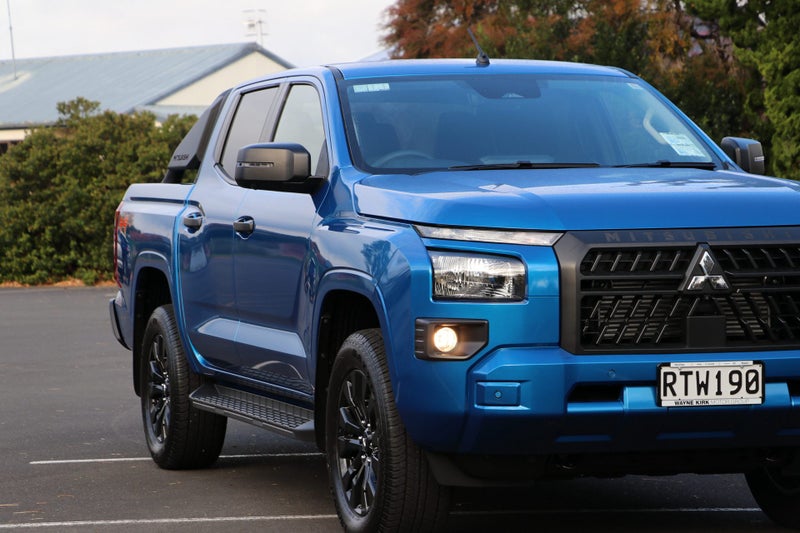 2026 Mitsubishi Triton Dc GLX Sport 4WD 6At image 5