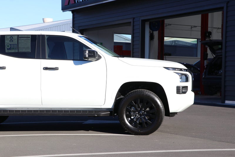 2026 Mitsubishi Triton Dc GLX Sport 4WD 6At image 4