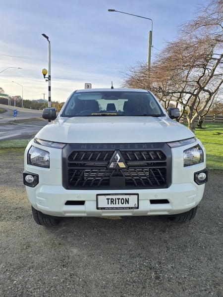 2026 Mitsubishi Triton DC GLX Sport 4WD 6AT image 2