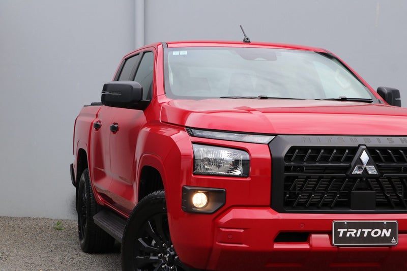 2026 Mitsubishi Triton Dc GLX Sport 4WD 6At image 5
