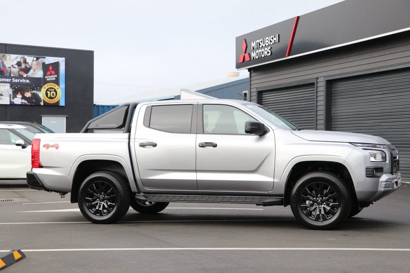 2026 Mitsubishi Triton Dc GLX Sport 4WD 6At image 3
