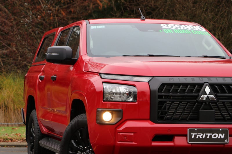 2026 Mitsubishi Triton Dc GLX Sport 4WD 6At image 4