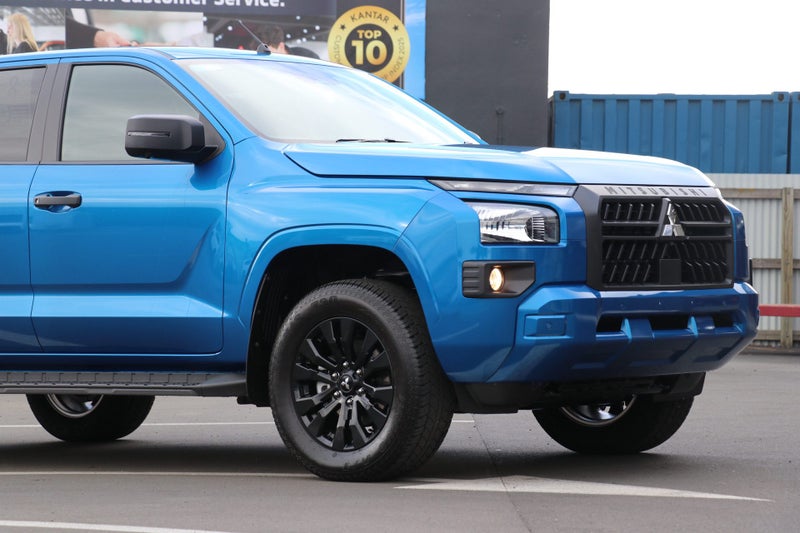 2026 Mitsubishi Triton Dc GLX Sport 4WD 6At ( G... image 4