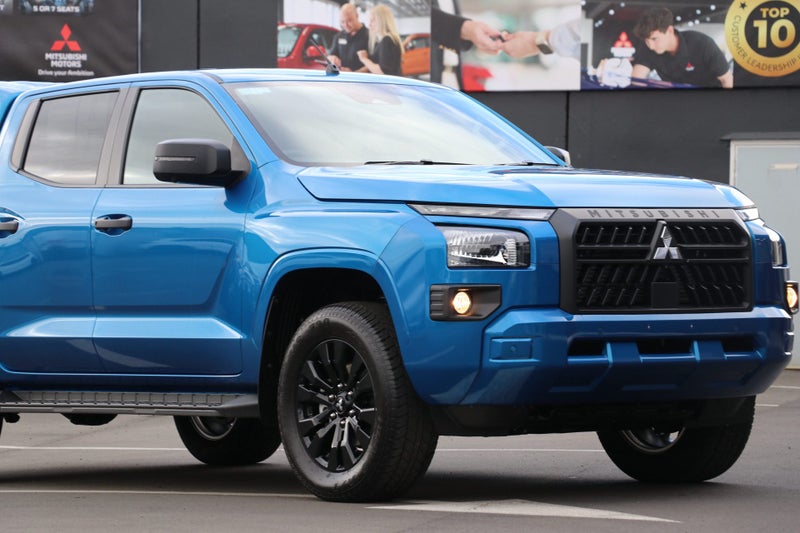 2026 Mitsubishi Triton Dc GLX Sport 4WD 6At ( G... image 5