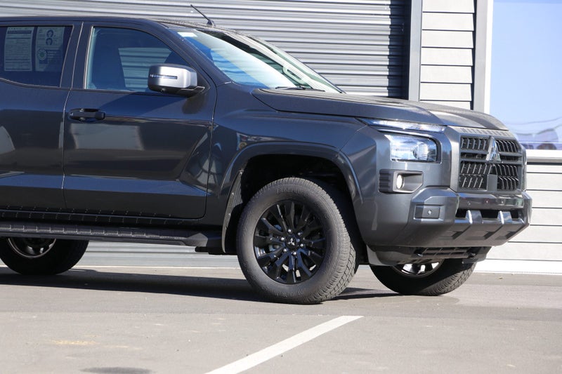 2026 Mitsubishi Triton Dc GLX Sport 4WD 6At ( G... image 4