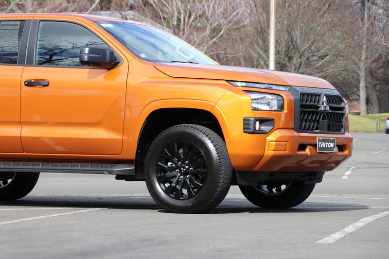 2026 Mitsubishi Triton Dc GLX Sport 4WD 6At ( G... image 5