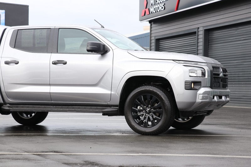 2026 Mitsubishi Triton Dc GLX Sport 4WD 6At ( G... image 4