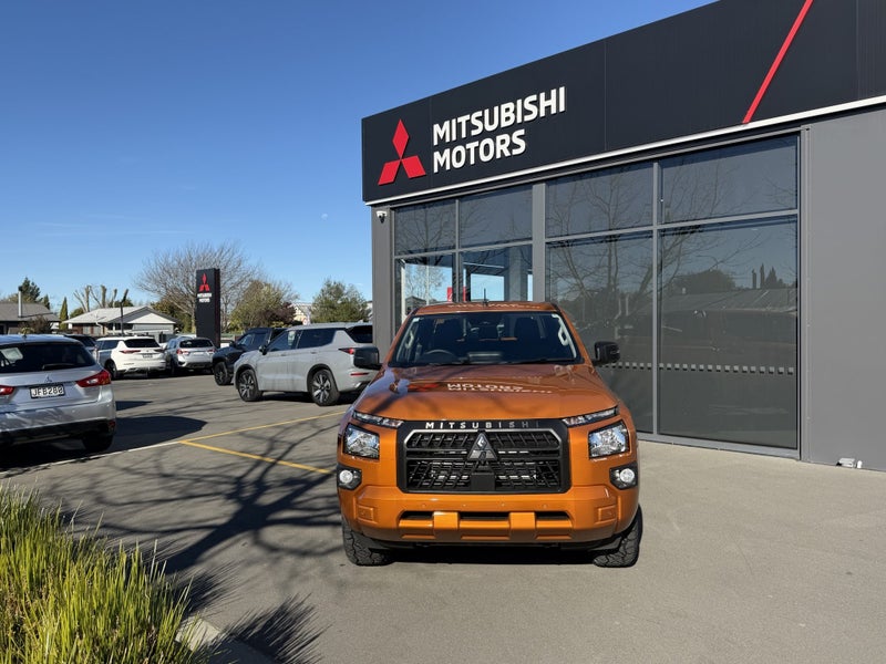 2026 Mitsubishi Triton DC GLX Sport 4WD - Mega... image 4