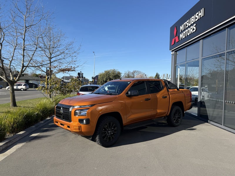 2026 Mitsubishi Triton DC GLX Sport 4WD - Mega... image 5