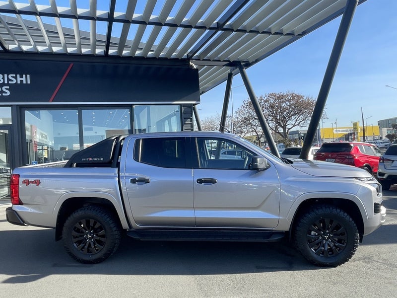 2026 Mitsubishi Triton DC GLX Sport 4X4 6 Speed... image 5