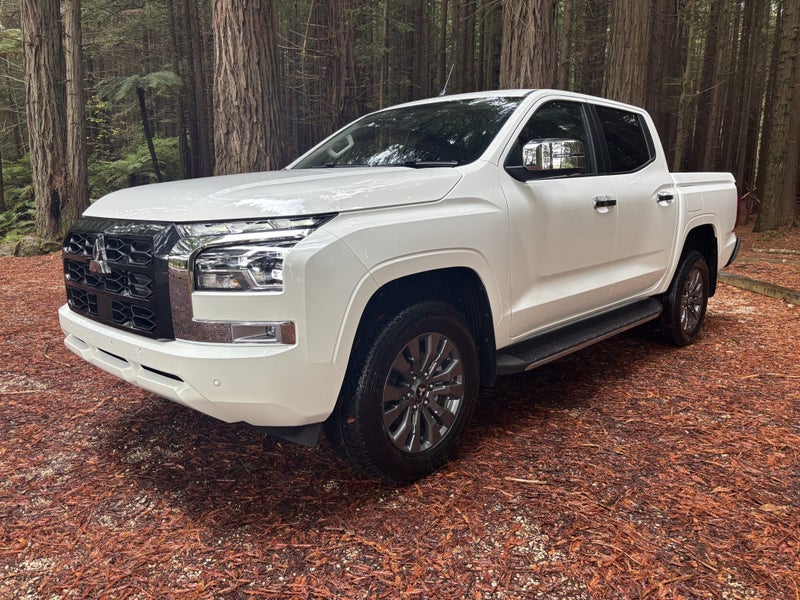 2026 Mitsubishi Triton DC GLXR 2WD image 3