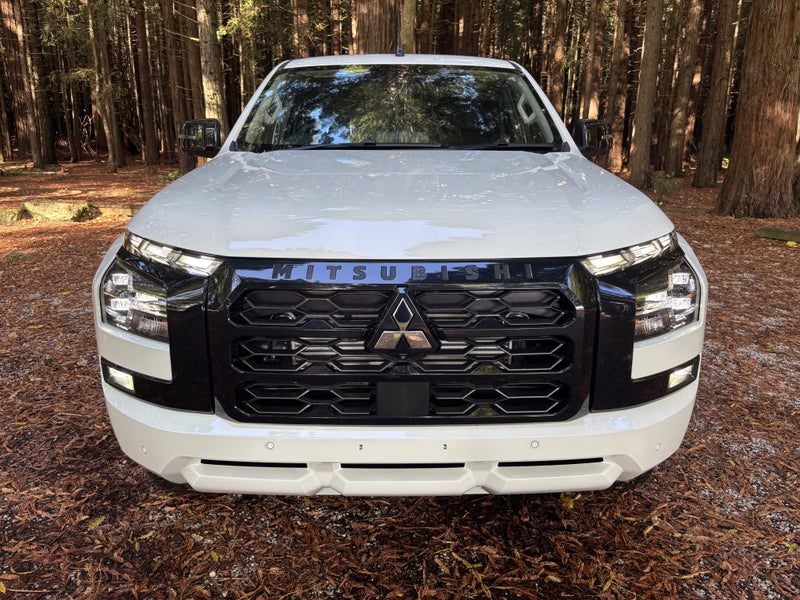 2026 Mitsubishi Triton DC GLXR 4WD image 2