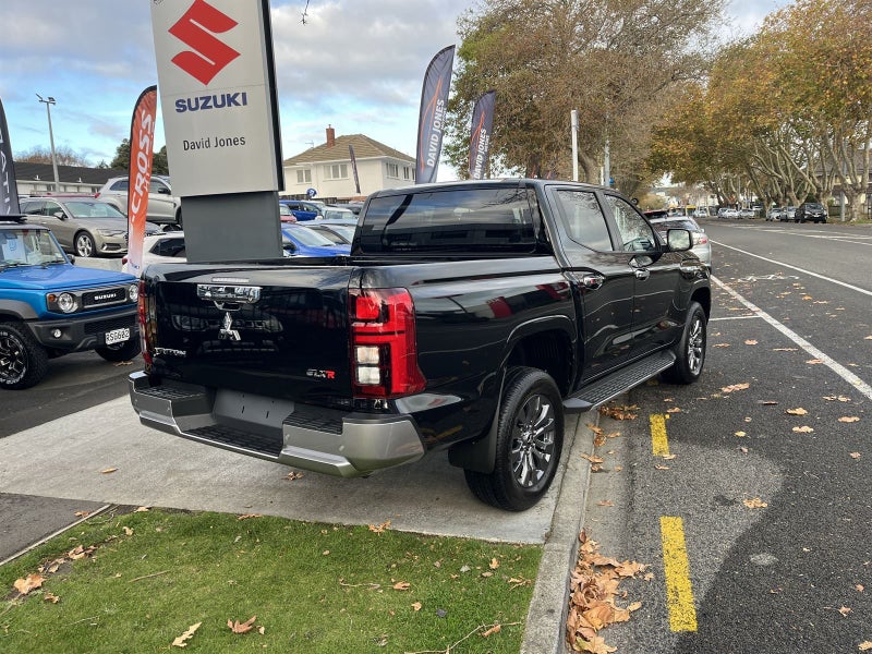 2026 Mitsubishi Triton DC GLXR 4WD 6AT image 5