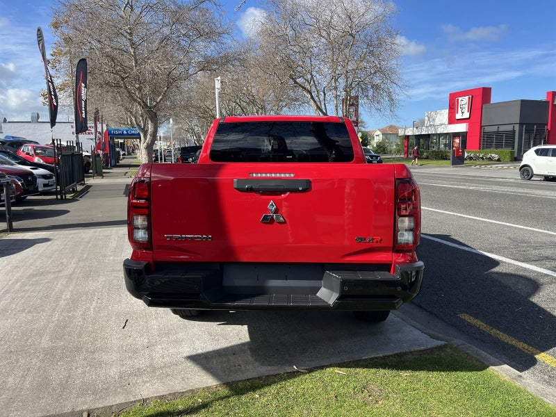 2026 Mitsubishi Triton DC GLXR 4WD 6AT image 4