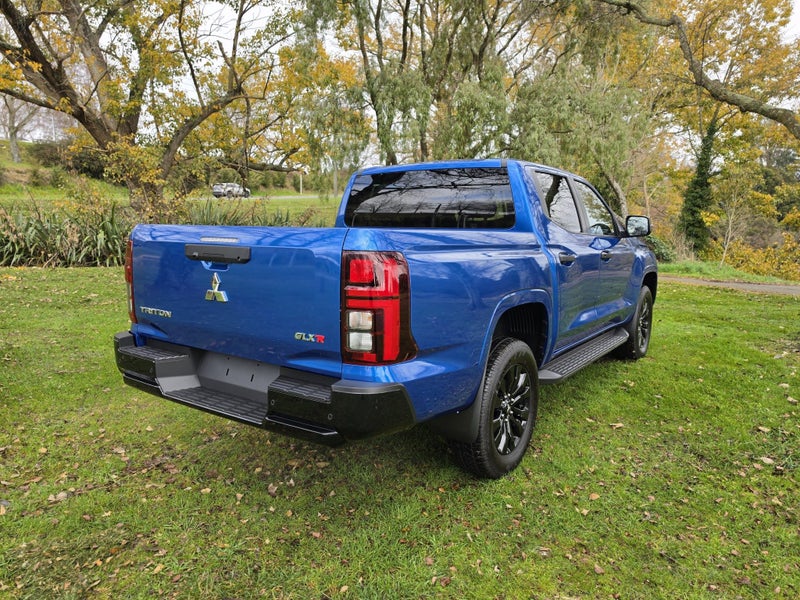 2026 Mitsubishi Triton DC GLXR 4WD 6AT 2.4D image 3