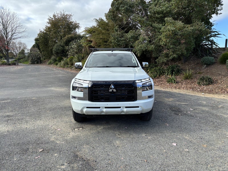 2026 Mitsubishi Triton DC GLXR 4WD 6AT 2.4D AUT... image 2