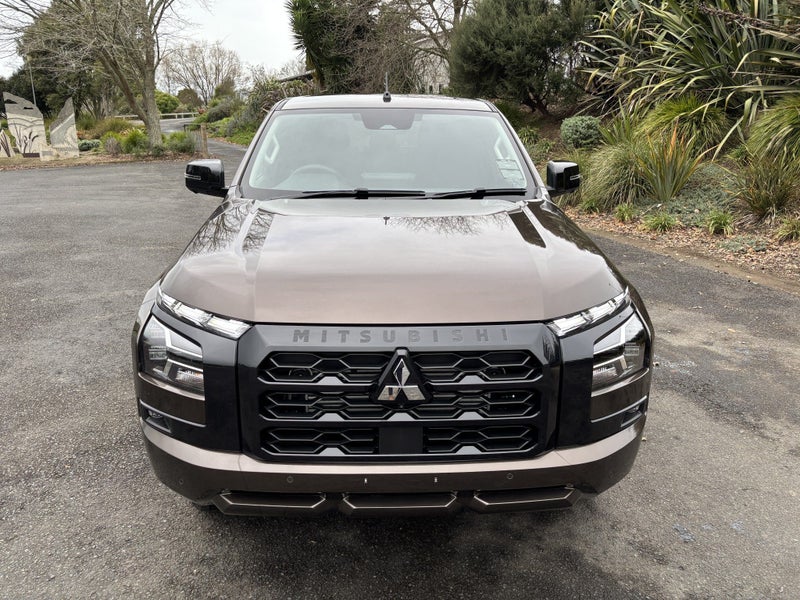 2026 Mitsubishi Triton DC GLXR 4WD 6AT 2.4D AUT... image 2