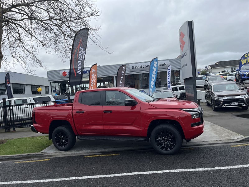 2026 Mitsubishi Triton DC GLXR 4WD 6AT image 4