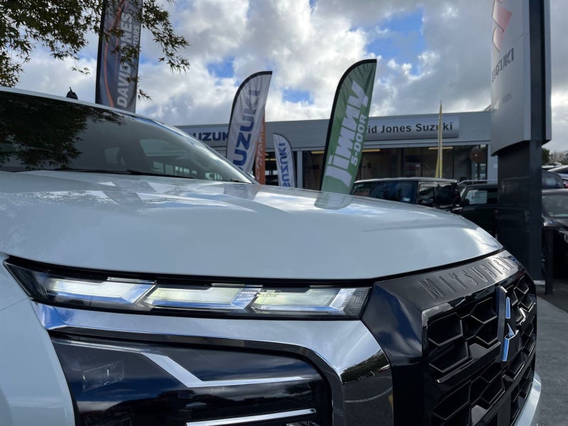 2026 Mitsubishi Triton DC GLXR 4WD 6AT image 2