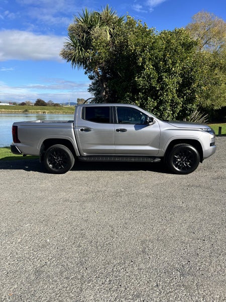 2026 Mitsubishi Triton DC GLXR 4WD 6AT image 3