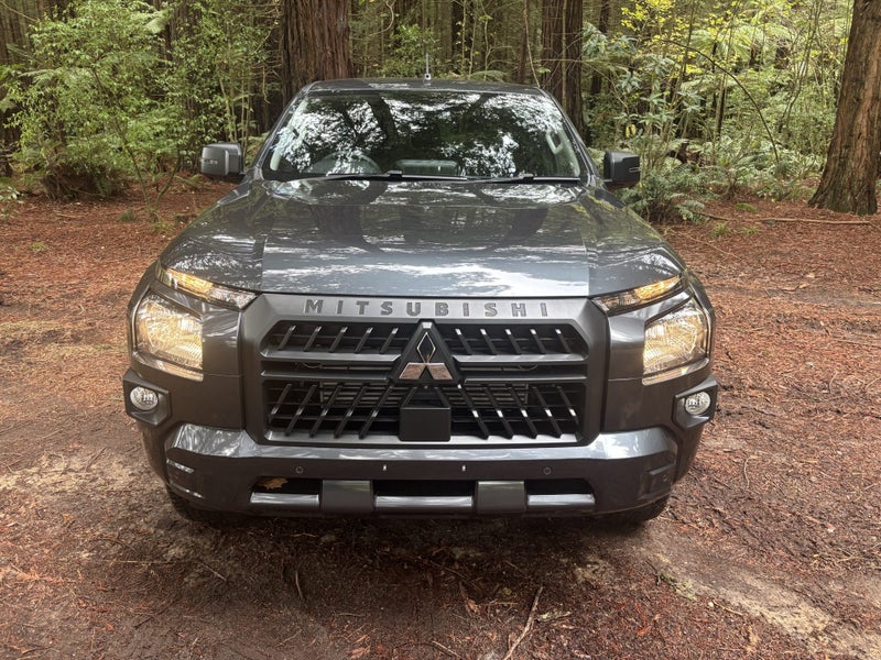 2026 Mitsubishi Triton DC GLXS 4WD image 2