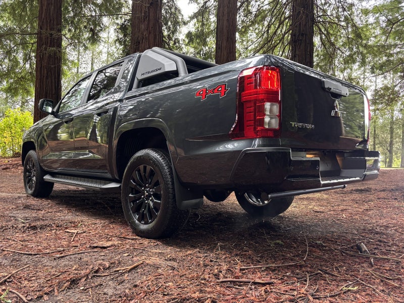 2026 Mitsubishi Triton DC GLXS 4WD image 5