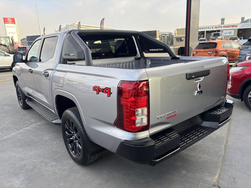 2026 Mitsubishi Triton DC GLXS 4WD image 5